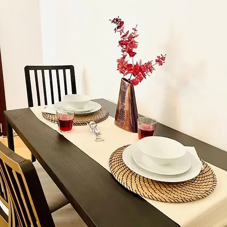 Апартаменты Ultra-central View 1 Bedroom With Balcony & Free Wifi