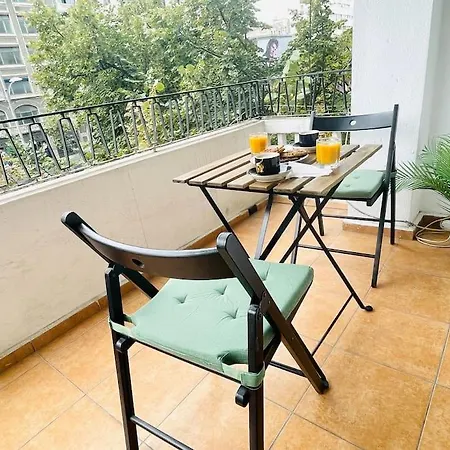 Ultra-central View 1 Bedroom With Balcony & Free Wifi * Бухарест
