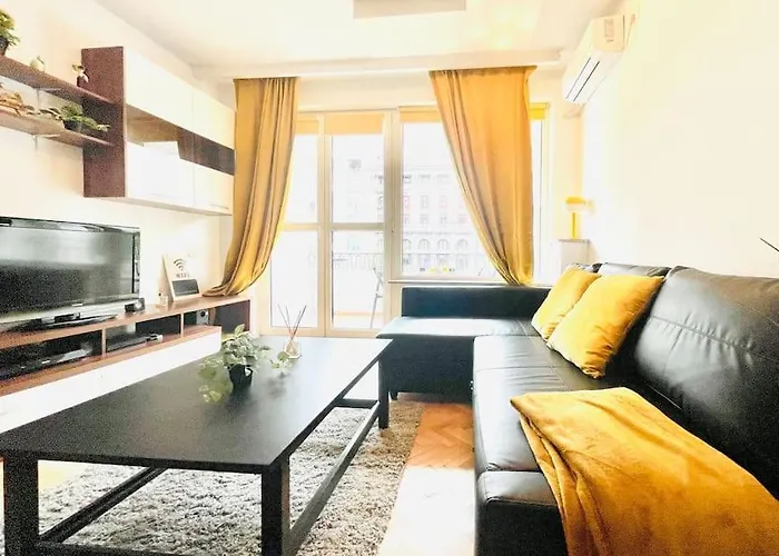 Cozy 1 Bedroom Flat, Ultracentral, Free Wifi Апартаменти Бухарест
