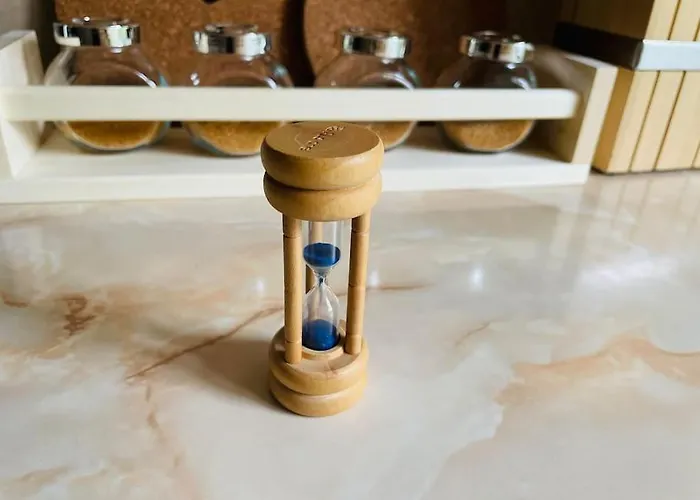 Апартаменти Cozy 1 Bedroom Flat, Ultracentral, Free Wifi