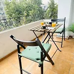 Cozy 1 Bedroom Flat, Ultracentral, Free Wifi * Bukarest