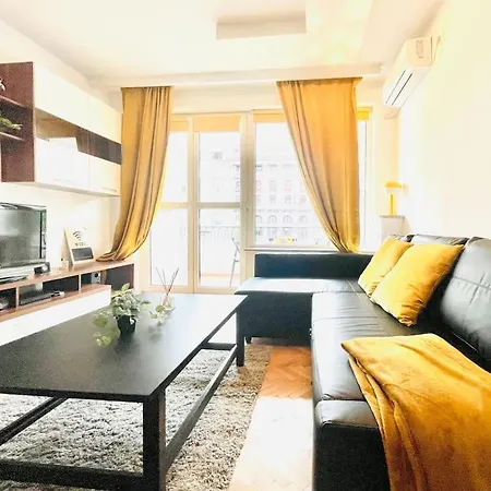 Cozy 1 Bedroom Flat, Ultracentral, Free Wifi Apartment Bucharest