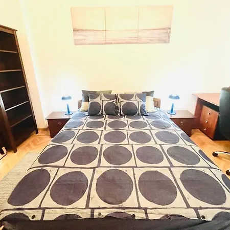 Ultra-central View 1 Bedroom With Balcony & Free Wifi