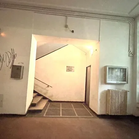 Ultra-central View 1 Bedroom With Balcony & Free Wifi *